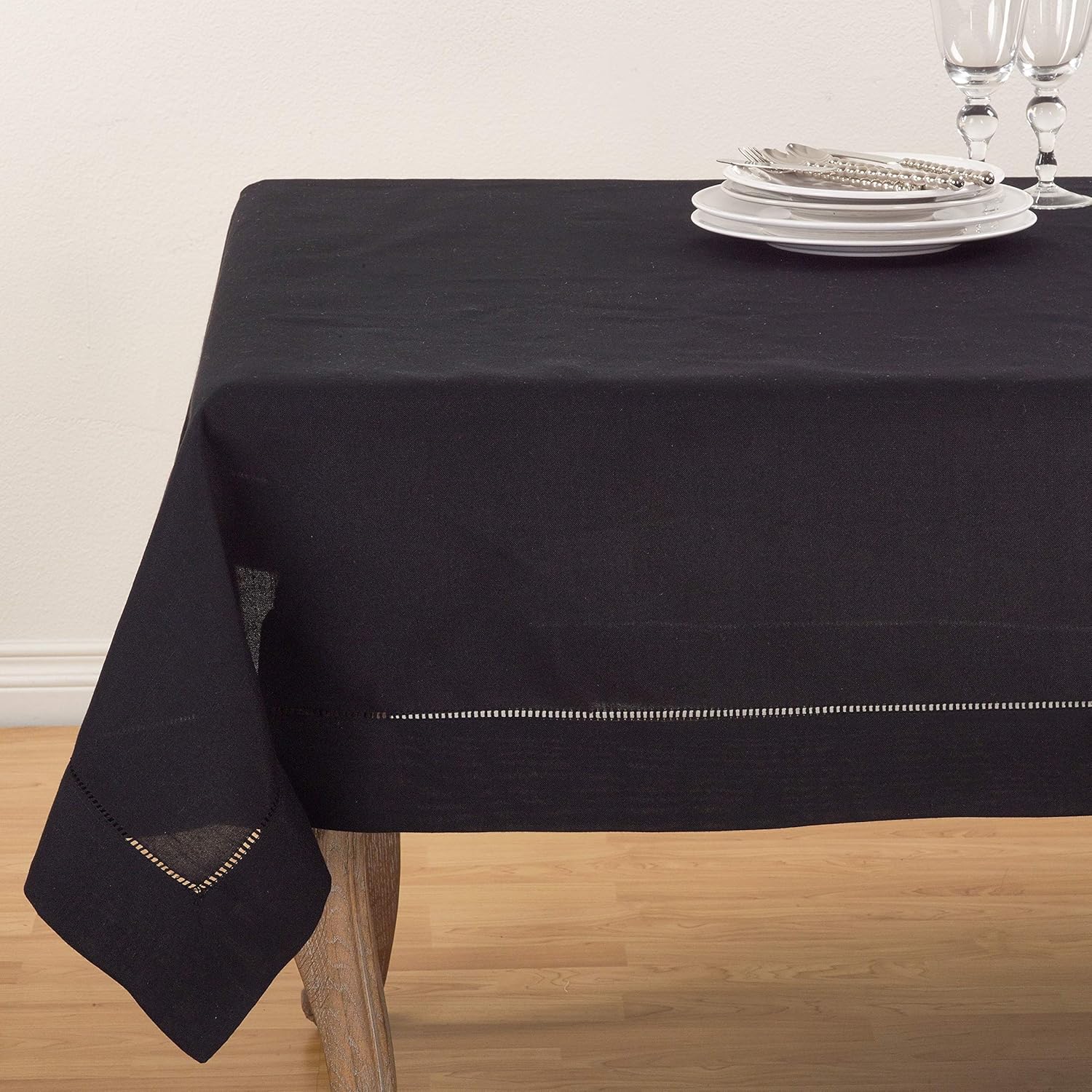 Hemstitched Border Tablecloth in Black for Elegant Dining