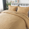 Embroidered Quilt King Size 3-Piece Set - Lightweight Reversible