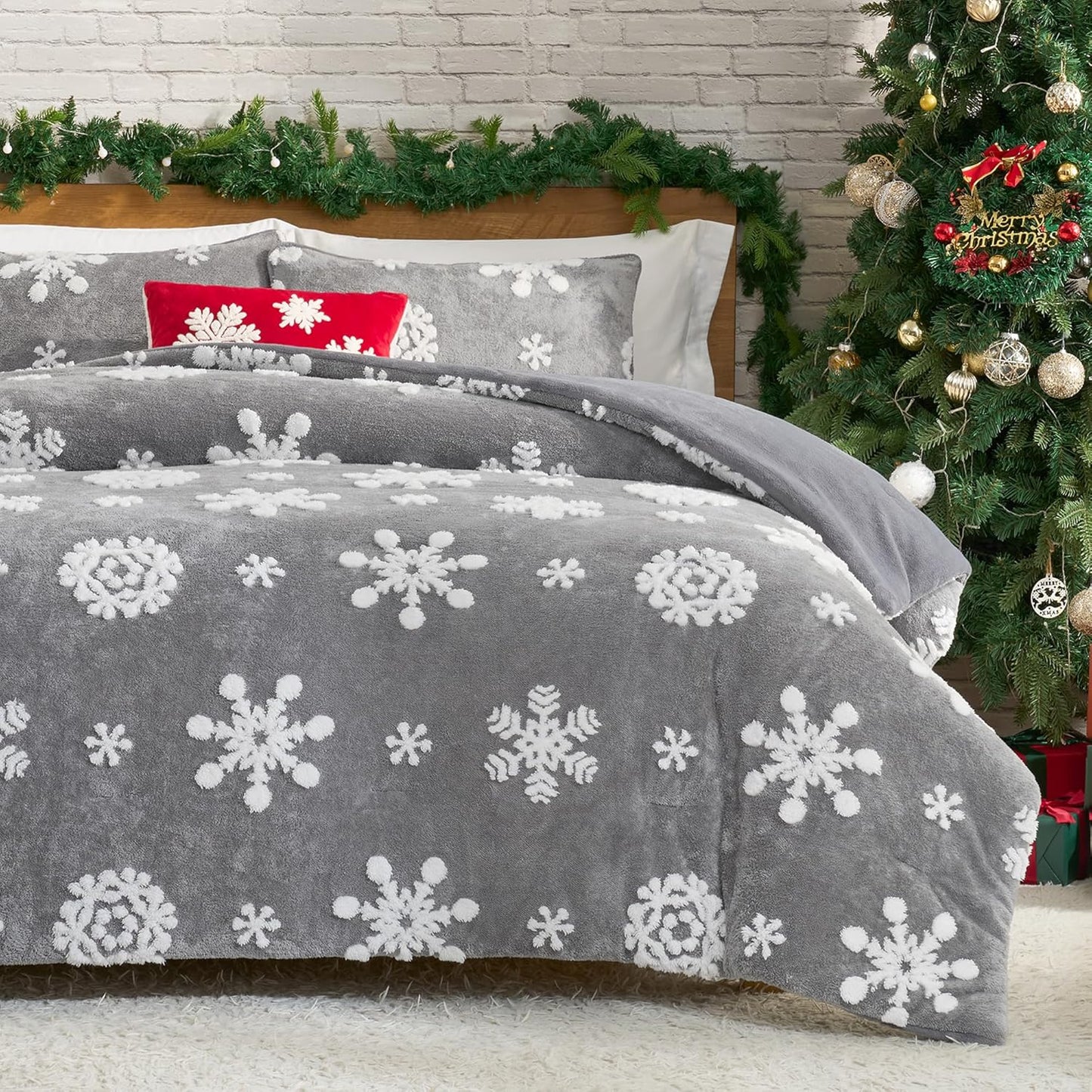 Christmas Comforter Set Queen with Snowflake Design for Winter