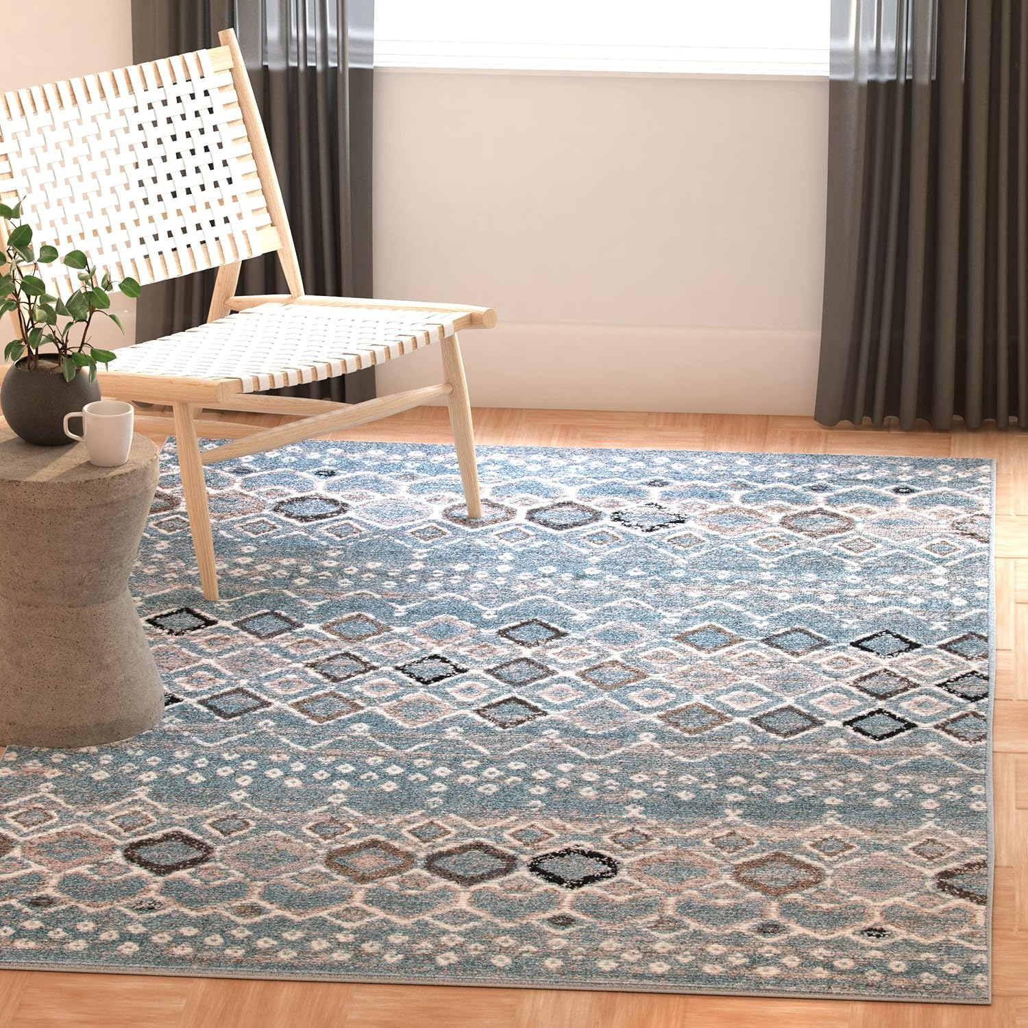 SAFAVIEH Amsterdam Collection Area Rug - Stylish Boho Design