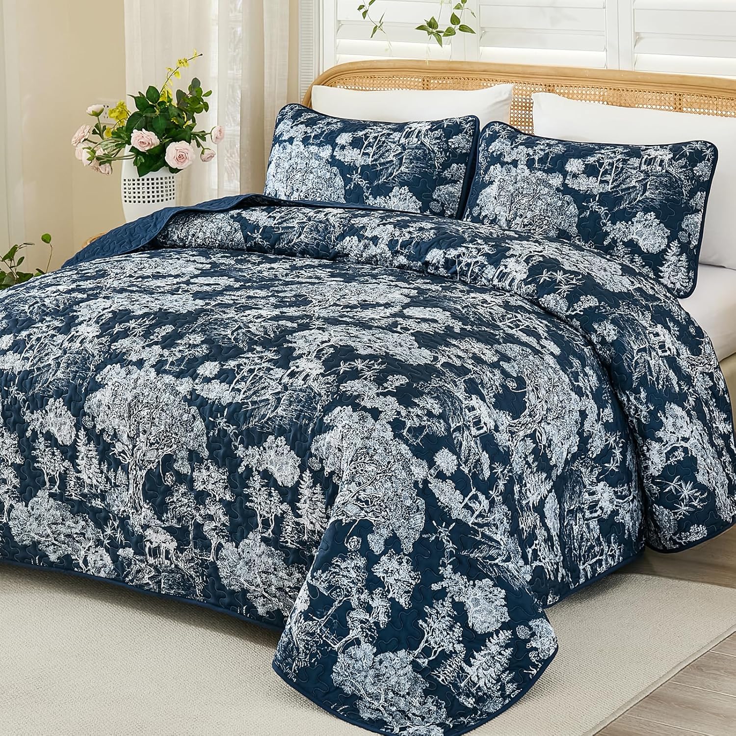 Navy Blue Floral Quilt Set Queen Size for All Seasons Comfort