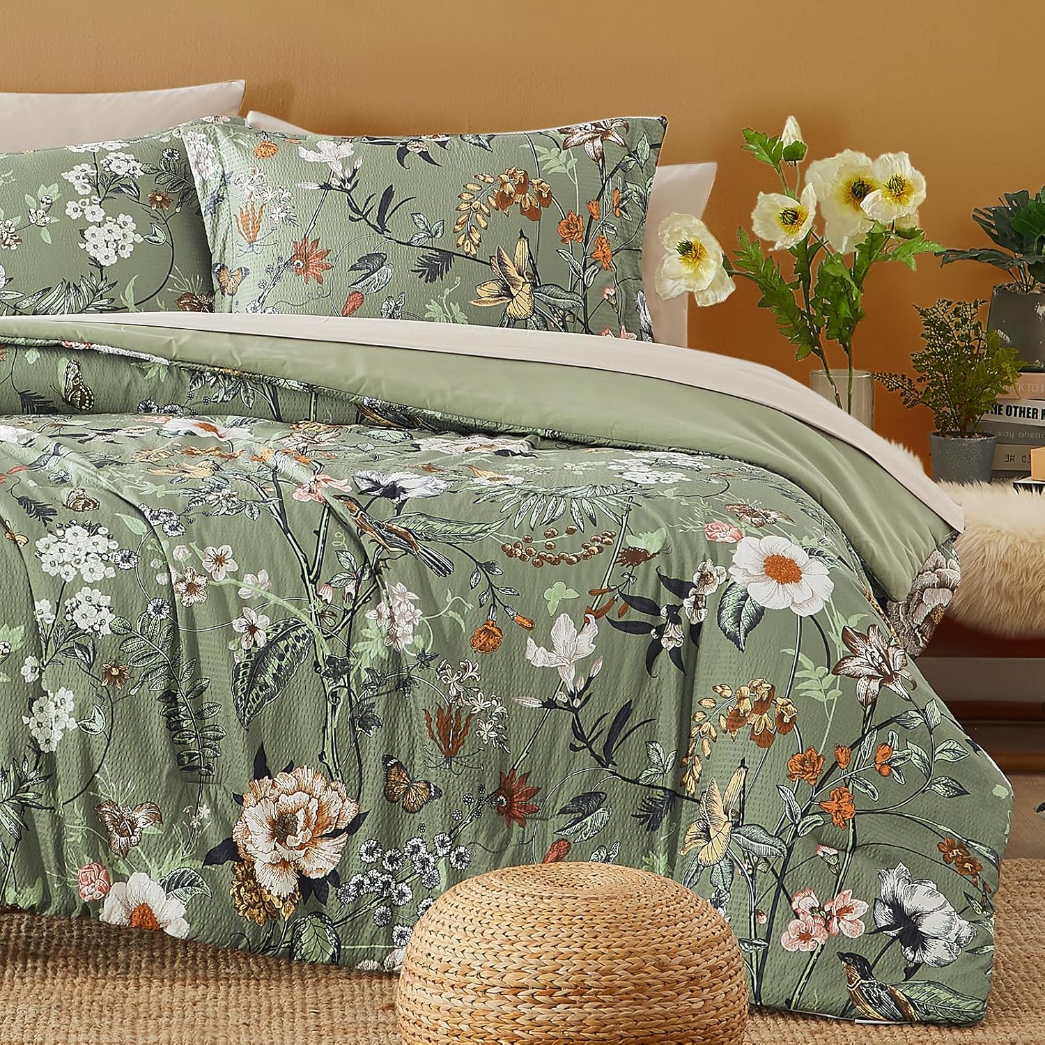 CASAAGUSTO King Size Comforter Set - 7 Pieces Floral Bedding