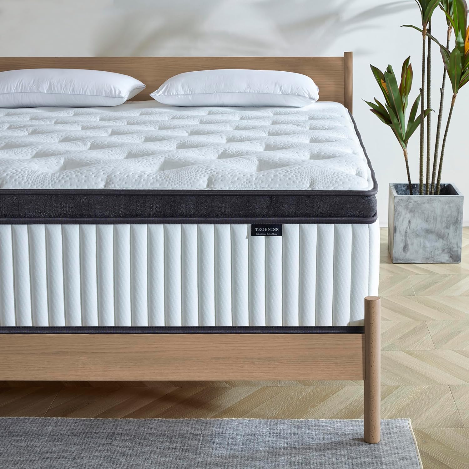 Queen Mattress with Gel Memory Foam for Ultimate Comfort