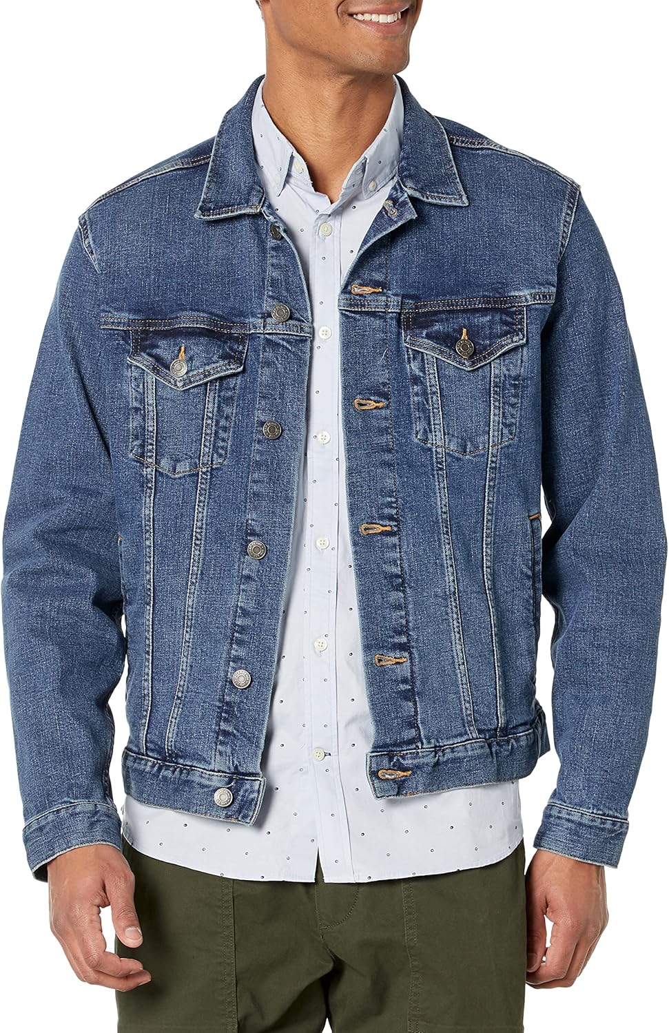 Timeless Style: GAP Men's Icon Denim Jacket