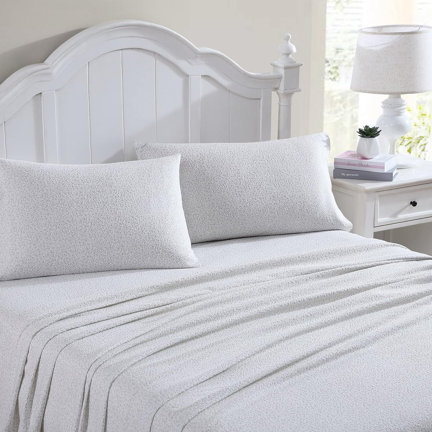 Queen Cotton Flannel Bedding Set for Ultimate Comfort & Style
