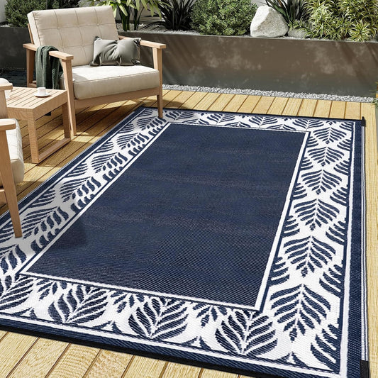 Outdoor Plastic Straw Rug for Camping, Beach, and Patio Use