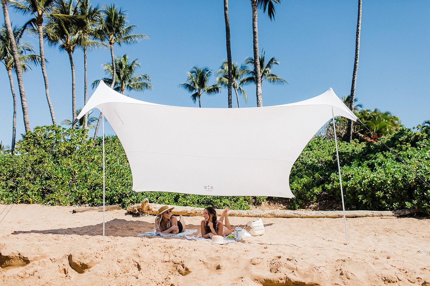 Neso Tents Grande Beach Tent: 7ft Tall, Cool Pocket