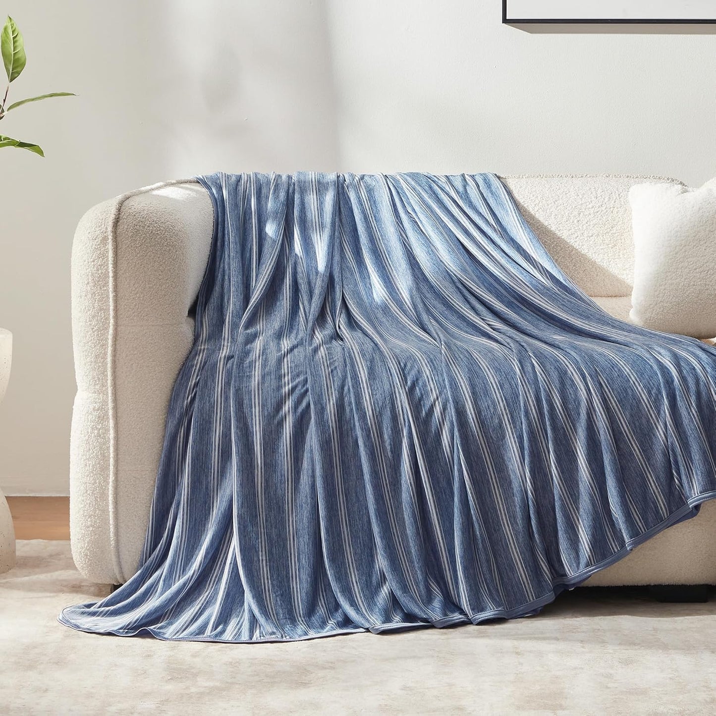 Cooling Blankets for Hot Sleepers - Lightweight Summer Throw