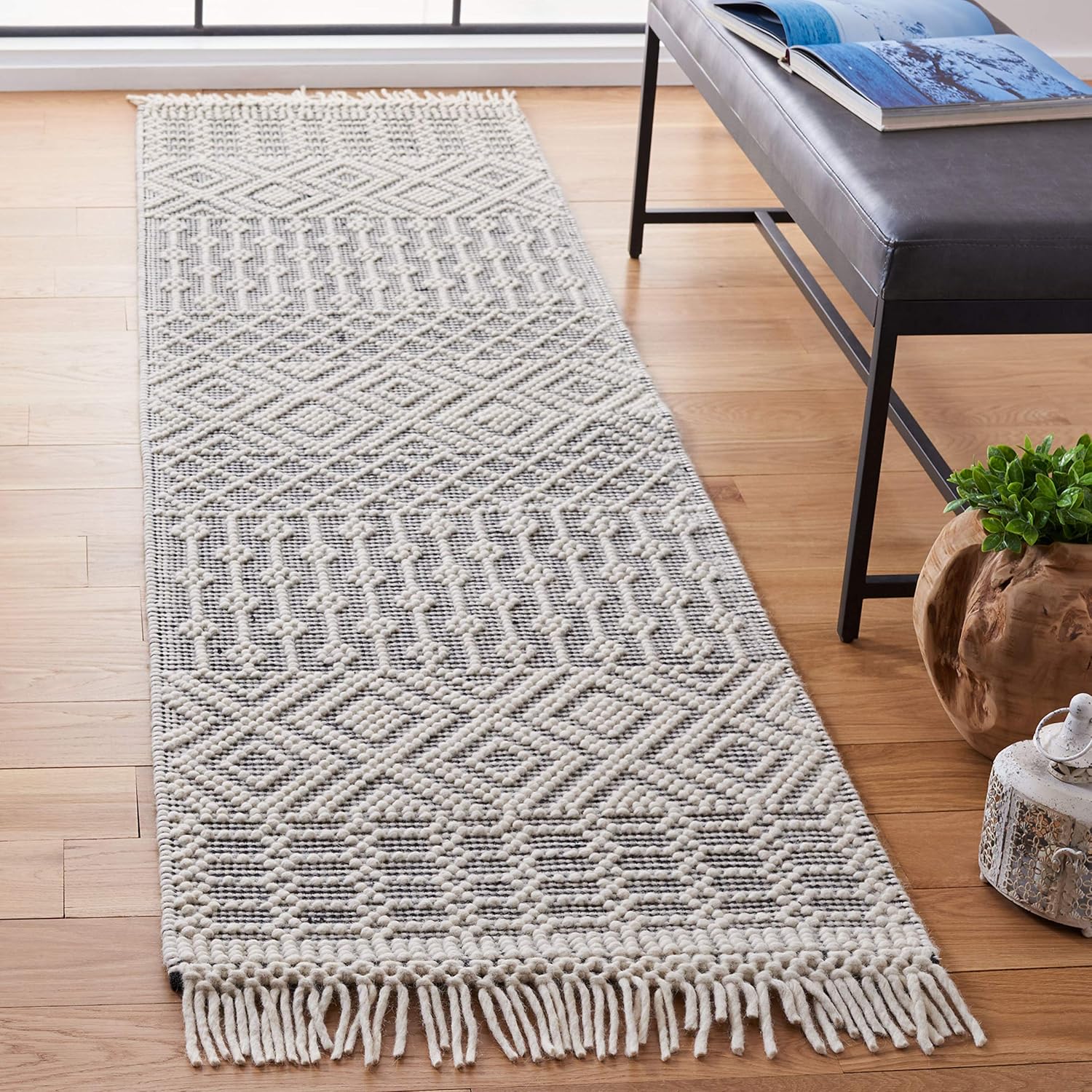 SAFAVIEH Natura Collection Runner Rug - Handmade Boho Style