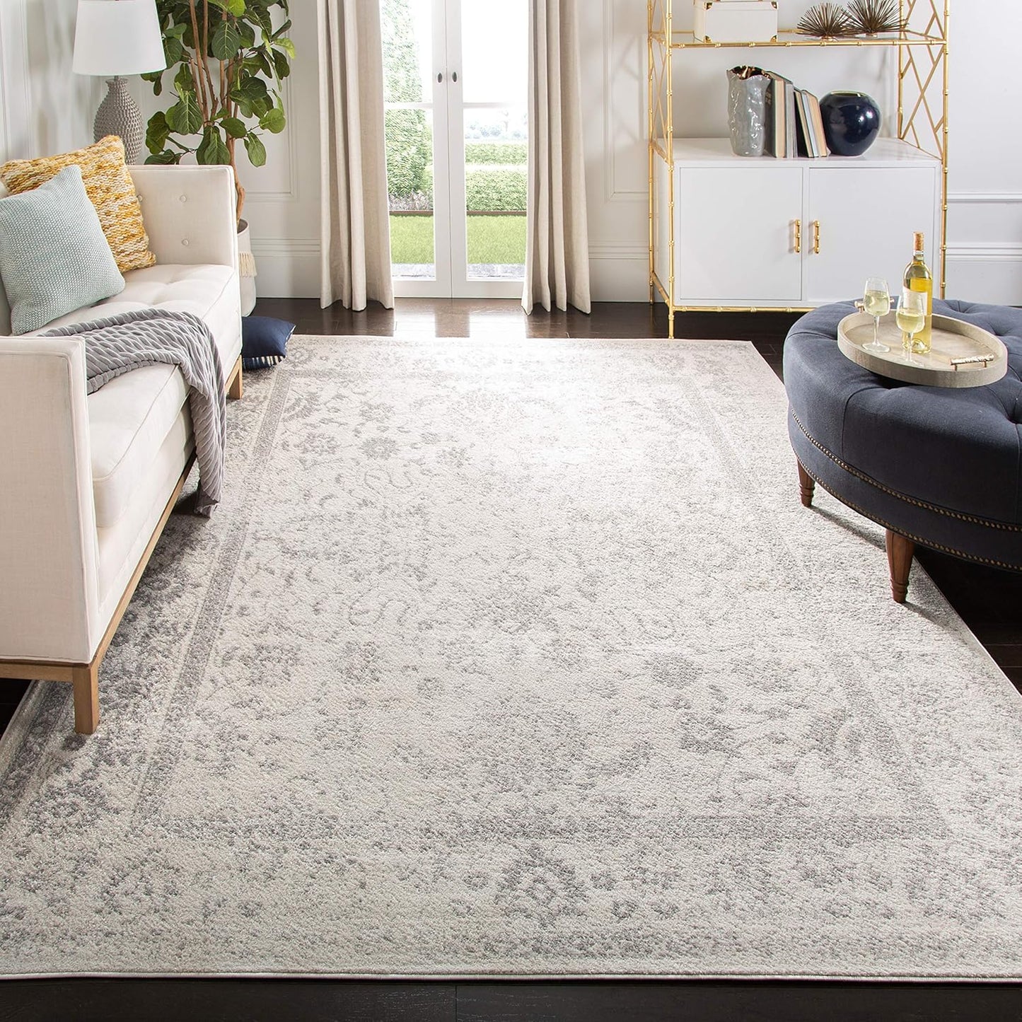 SAFAVIEH Adirondack Collection Area Rug - Durable & Stylish