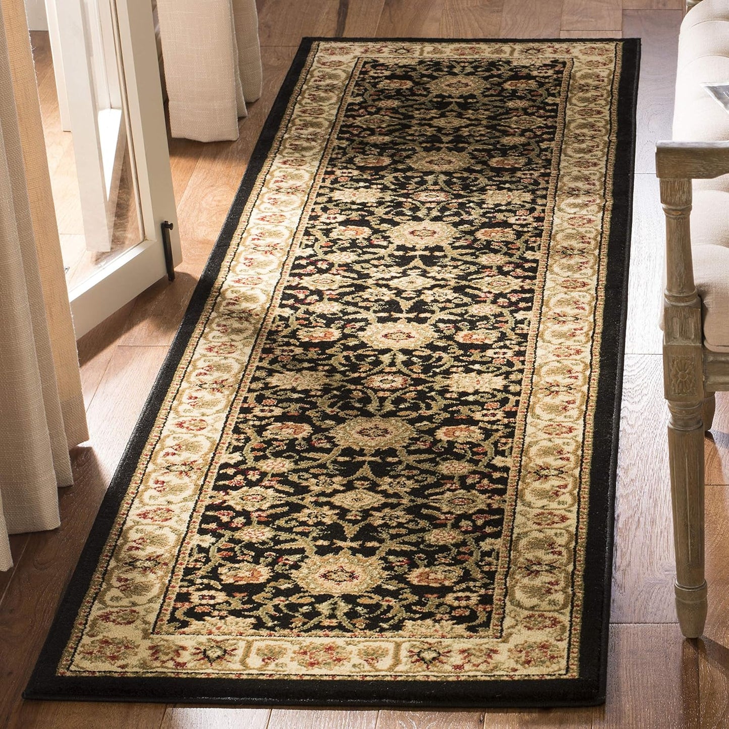SAFAVIEH Lyndhurst Collection Runner Rug - Traditional Design