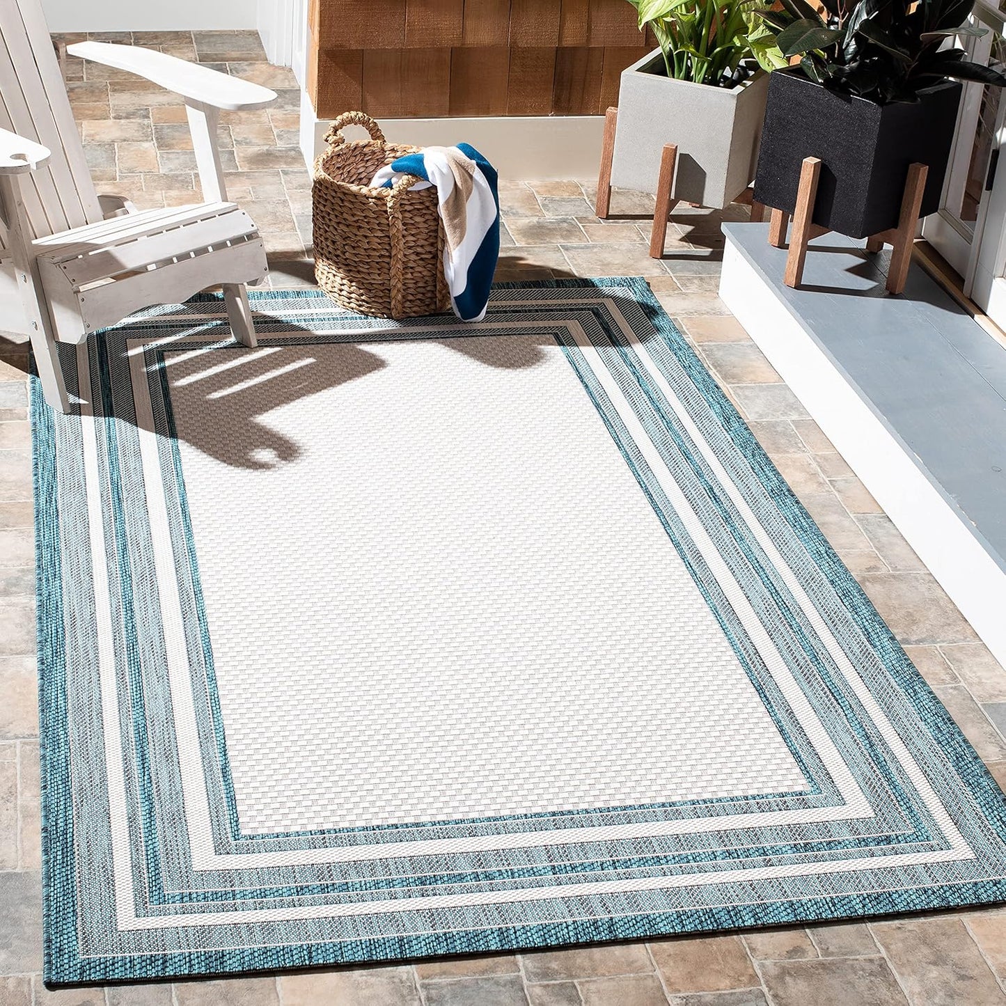 SAFAVIEH Courtyard Collection 9ft x 12ft Ivory Teal Area Rug