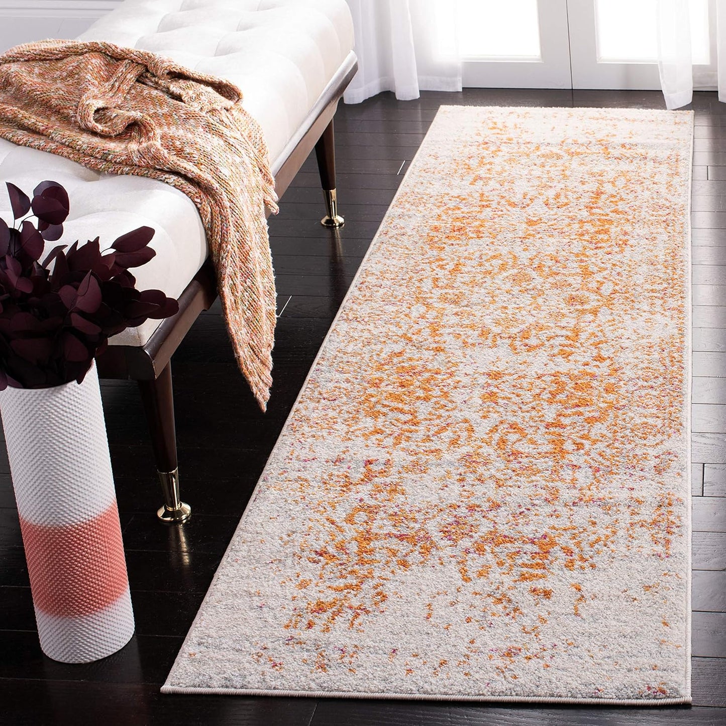 SAFAVIEH Madison Collection Runner Rug - Stylish & Durable Design