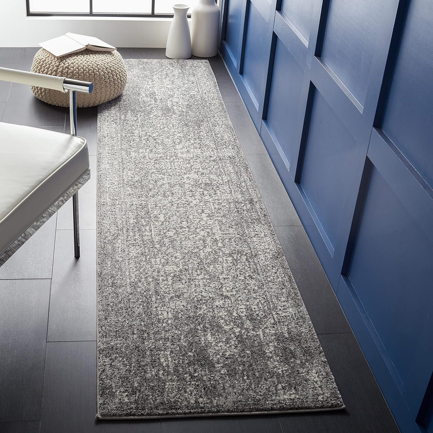 SAFAVIEH Evoke Collection 2ft 2in x 9ft Grey/Ivory Runner Rug Review