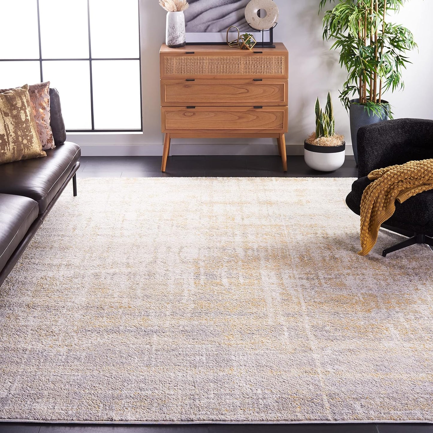 SAFAVIEH Adirondack Area Rug - Modern Abstract Design for Home