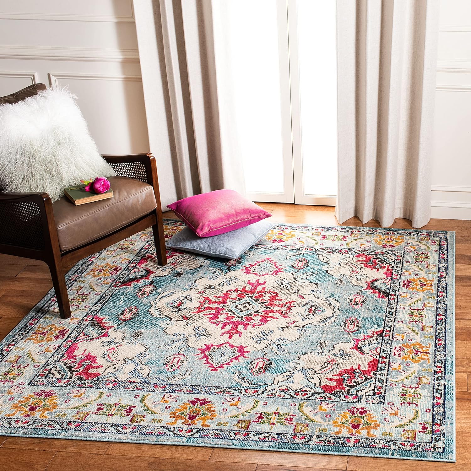 SAFAVIEH Monaco Collection Area Rug - Boho Chic Design