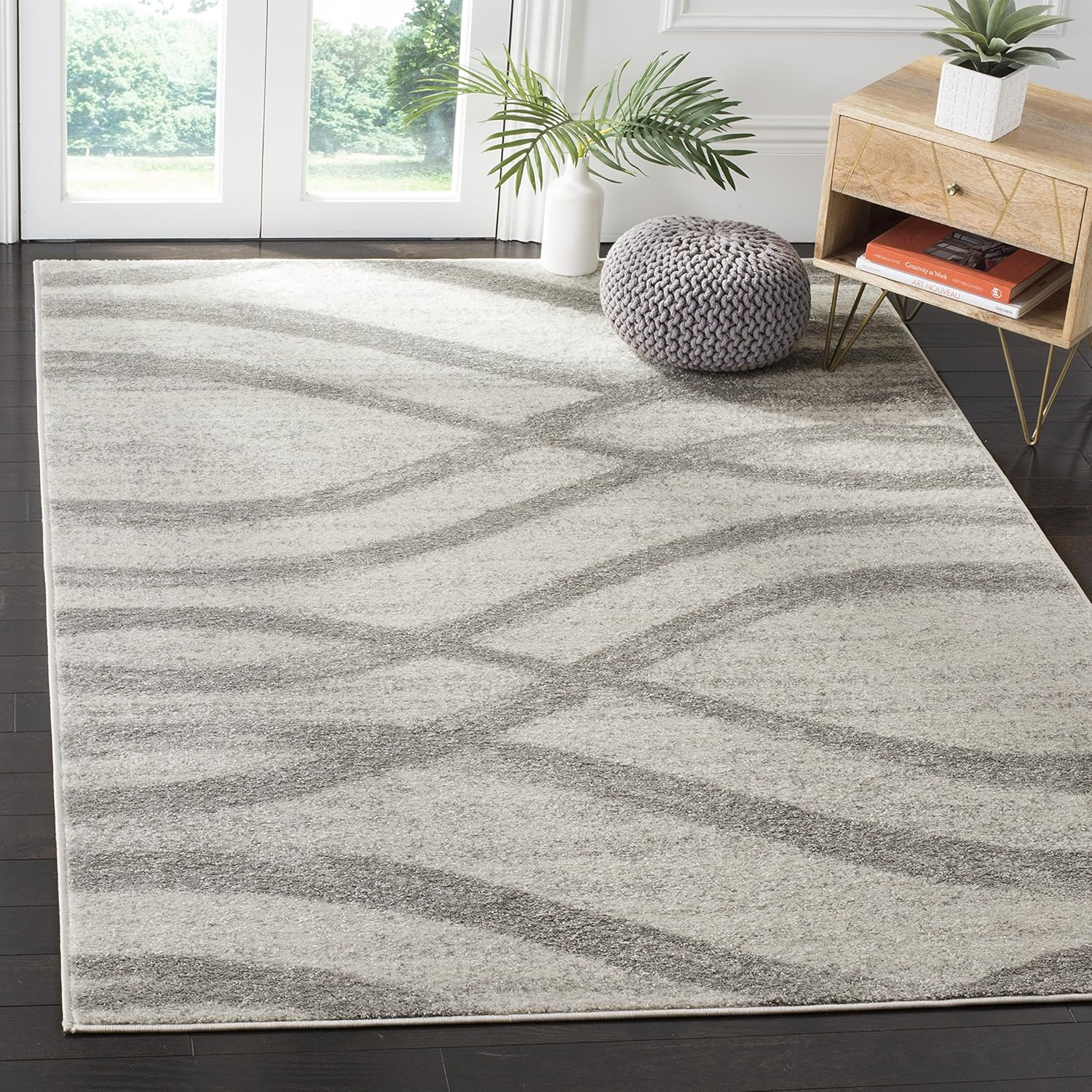 SAFAVIEH Adirondack Collection Accent Rug - Modern Wave Design