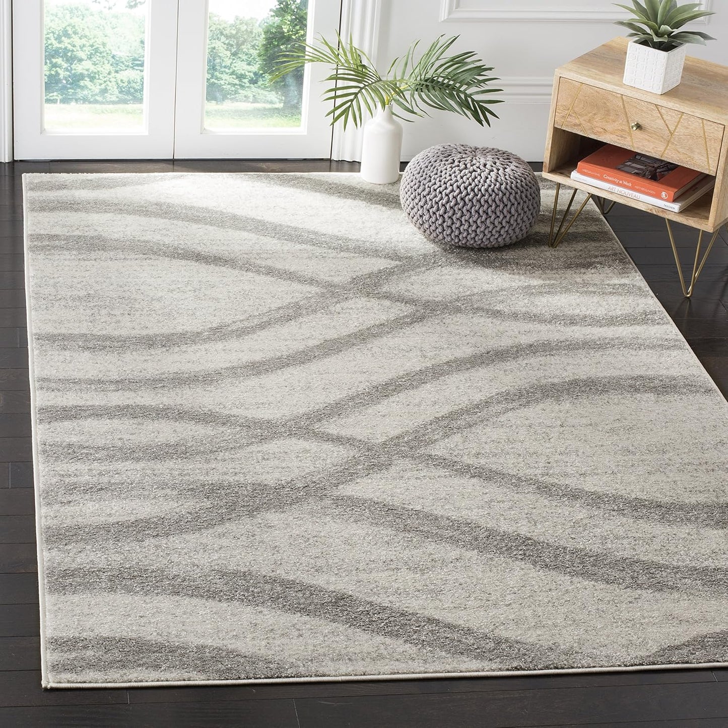 SAFAVIEH Adirondack Collection Area Rug - Modern Wave Design