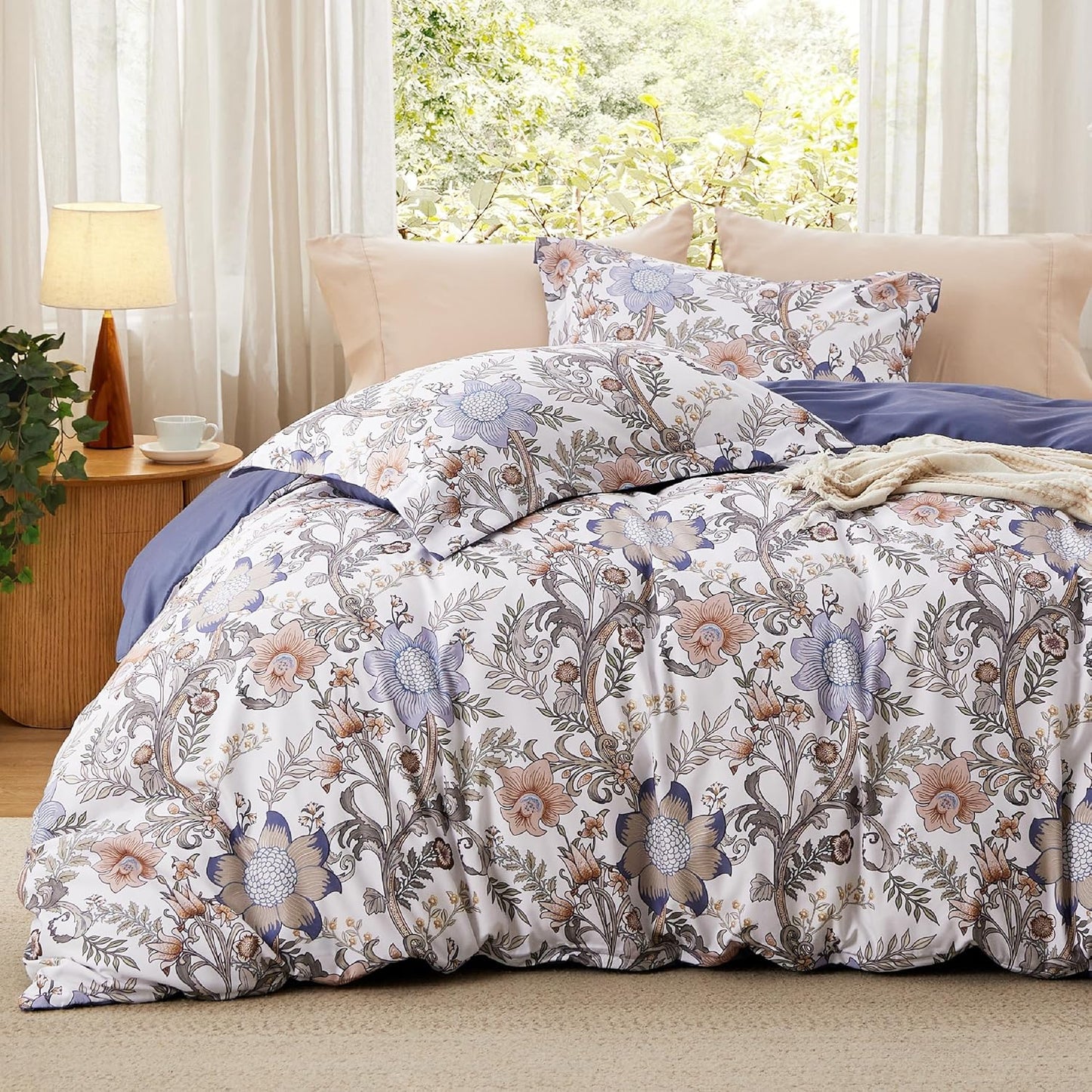 Reversible Blue Floral Duvet Cover Set for Queen Size Bedding
