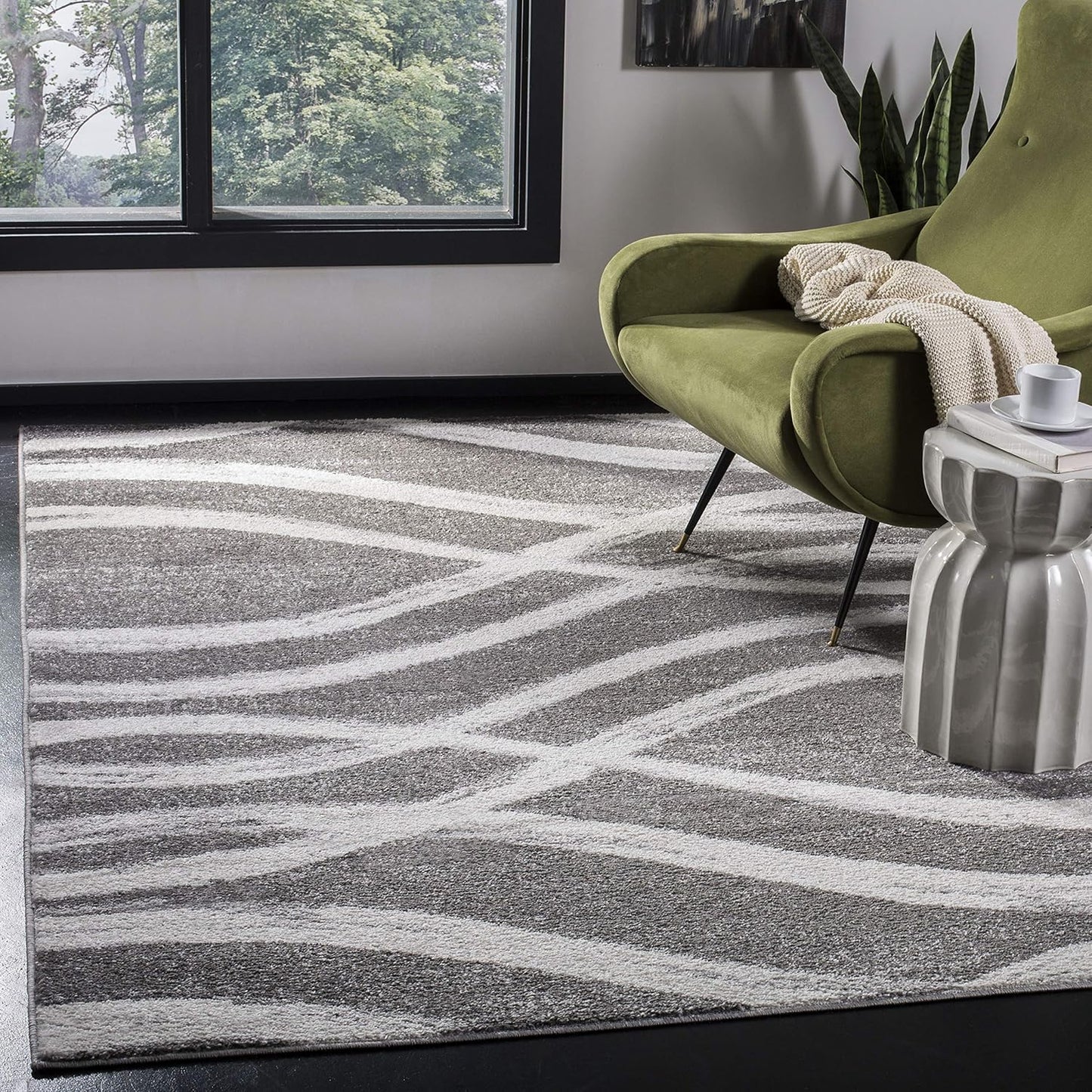 SAFAVIEH Adirondack Collection Area Rug - Modern Wave Design