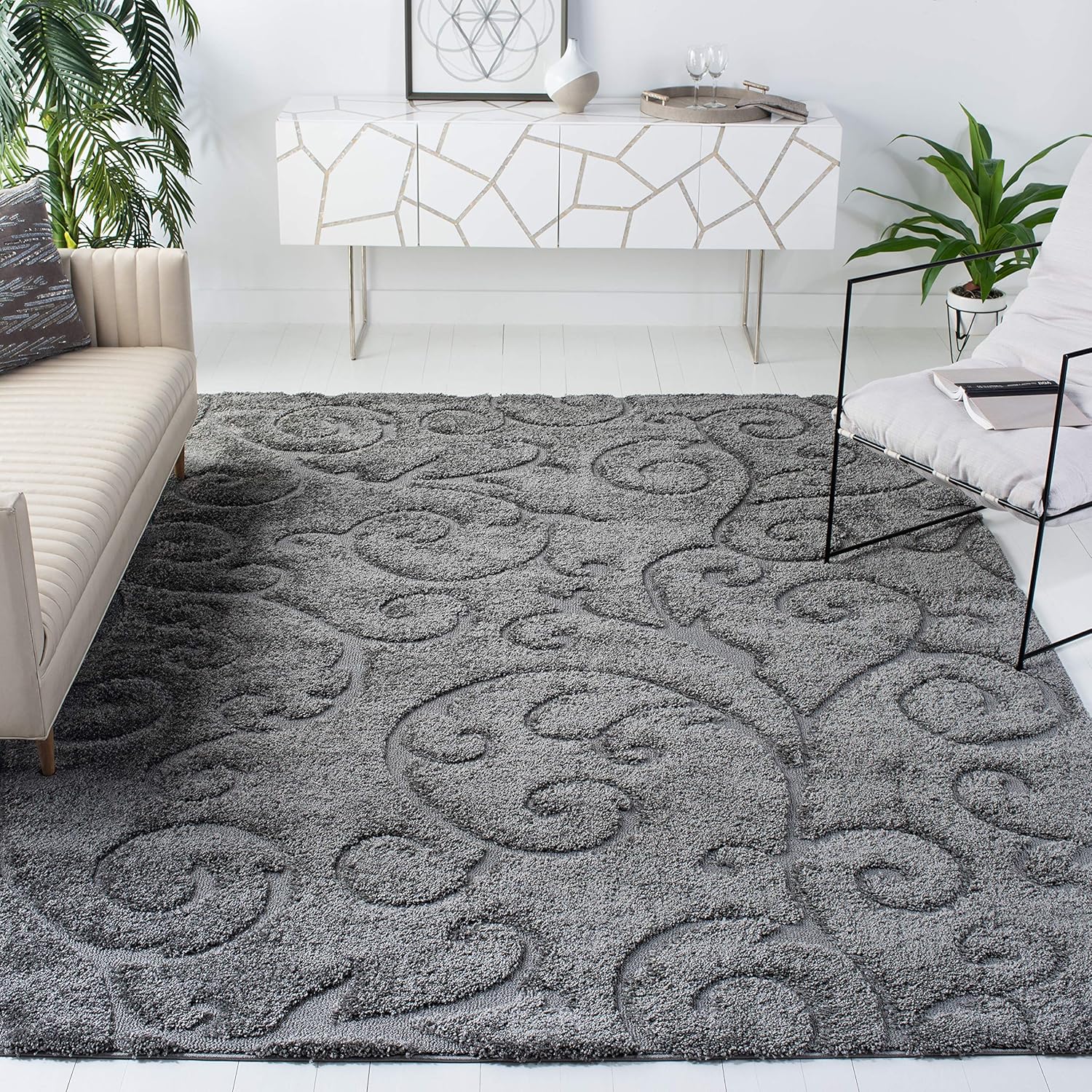 SAFAVIEH Florida Shag Area Rug - Plush, Non-Shedding Design