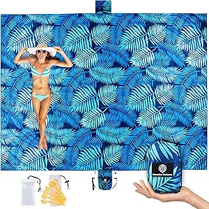 URBANECO OUTDOORS Lightweight Beach Blanket for Fun Leisure