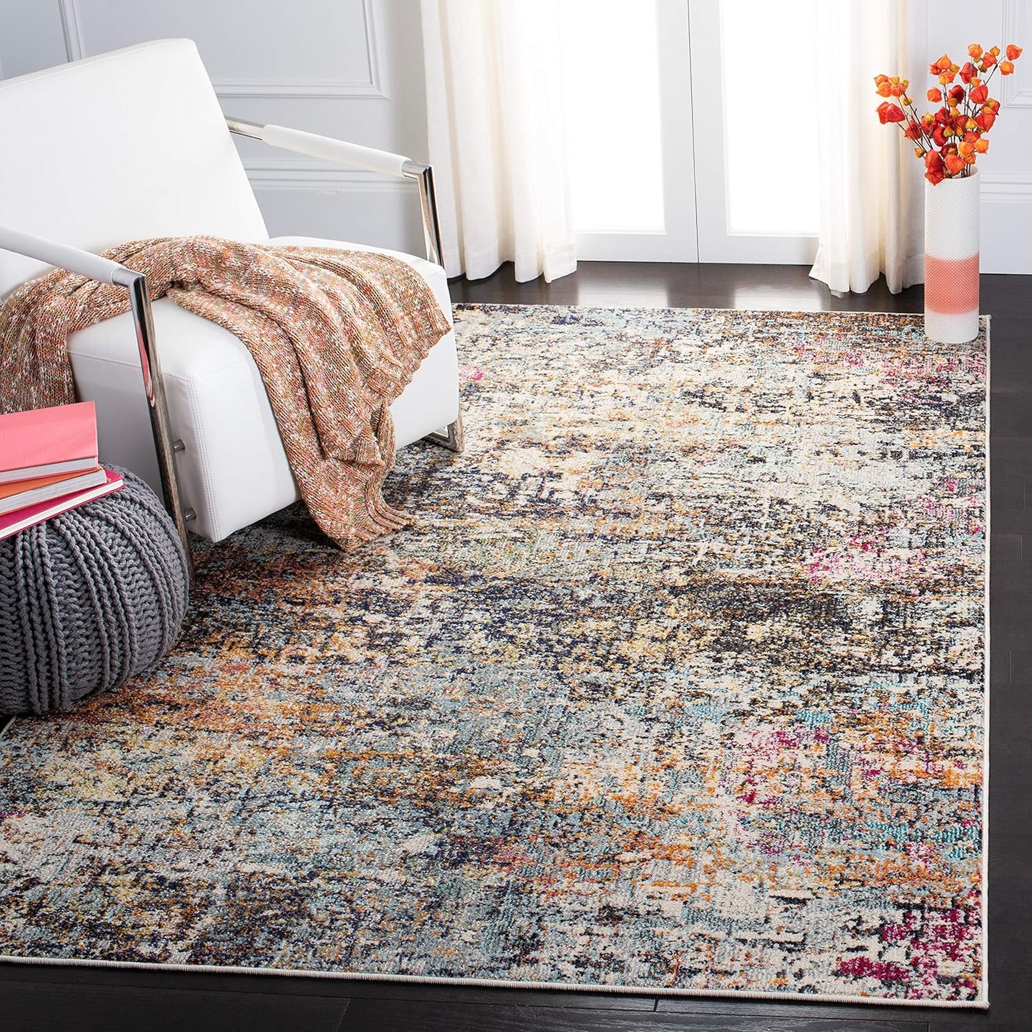 Modern Abstract Area Rug 5ft 3in x 7ft 6in in Black & Gold
