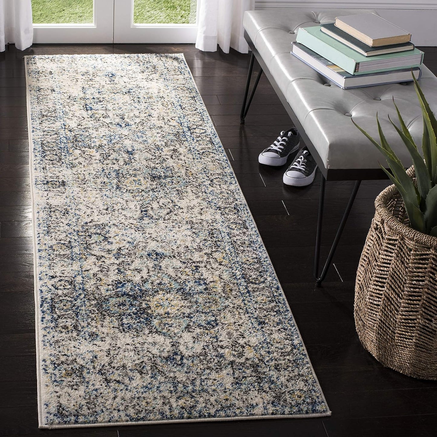 SAFAVIEH Madison Collection Runner Rug - Stylish & Durable Design