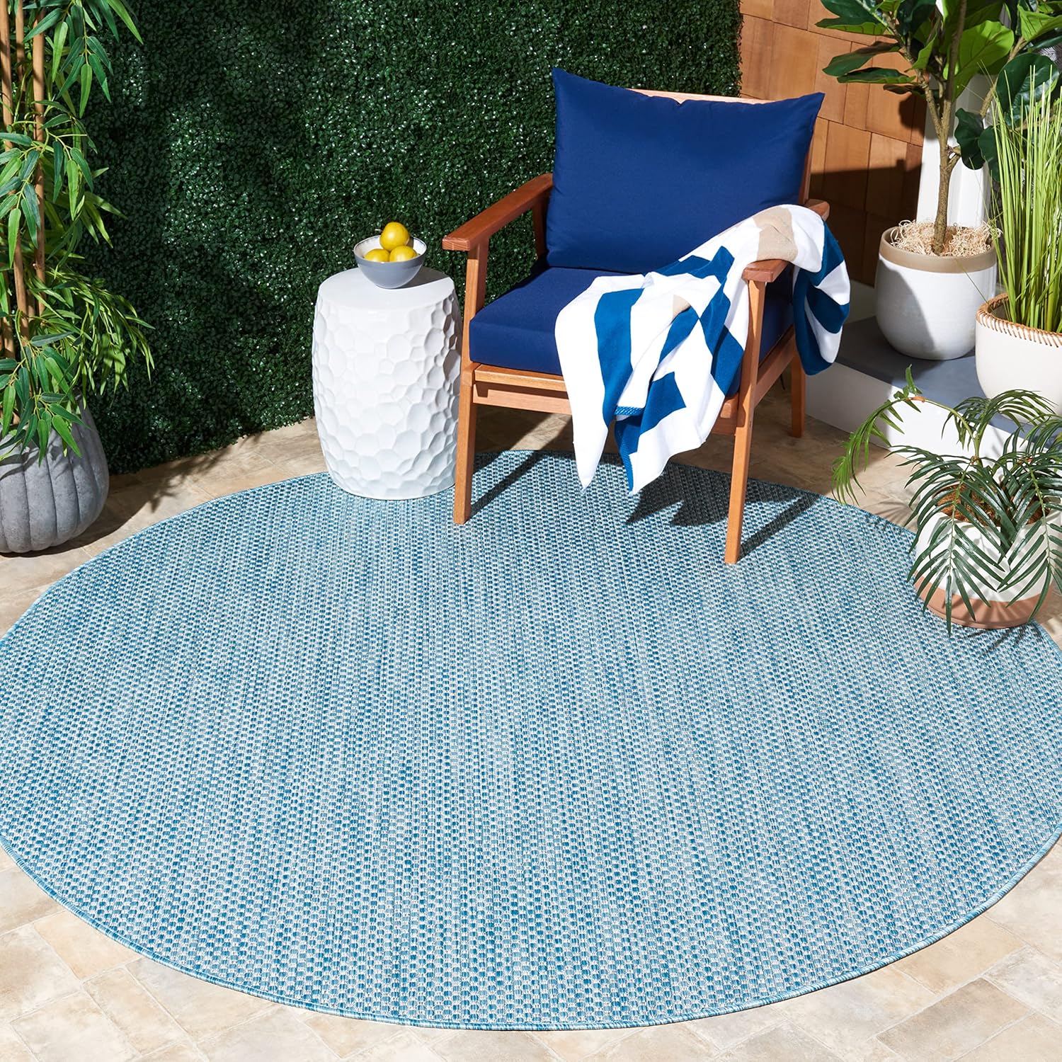 SAFAVIEH Courtyard Collection 4ft Round Aqua/Grey Indoor Mat