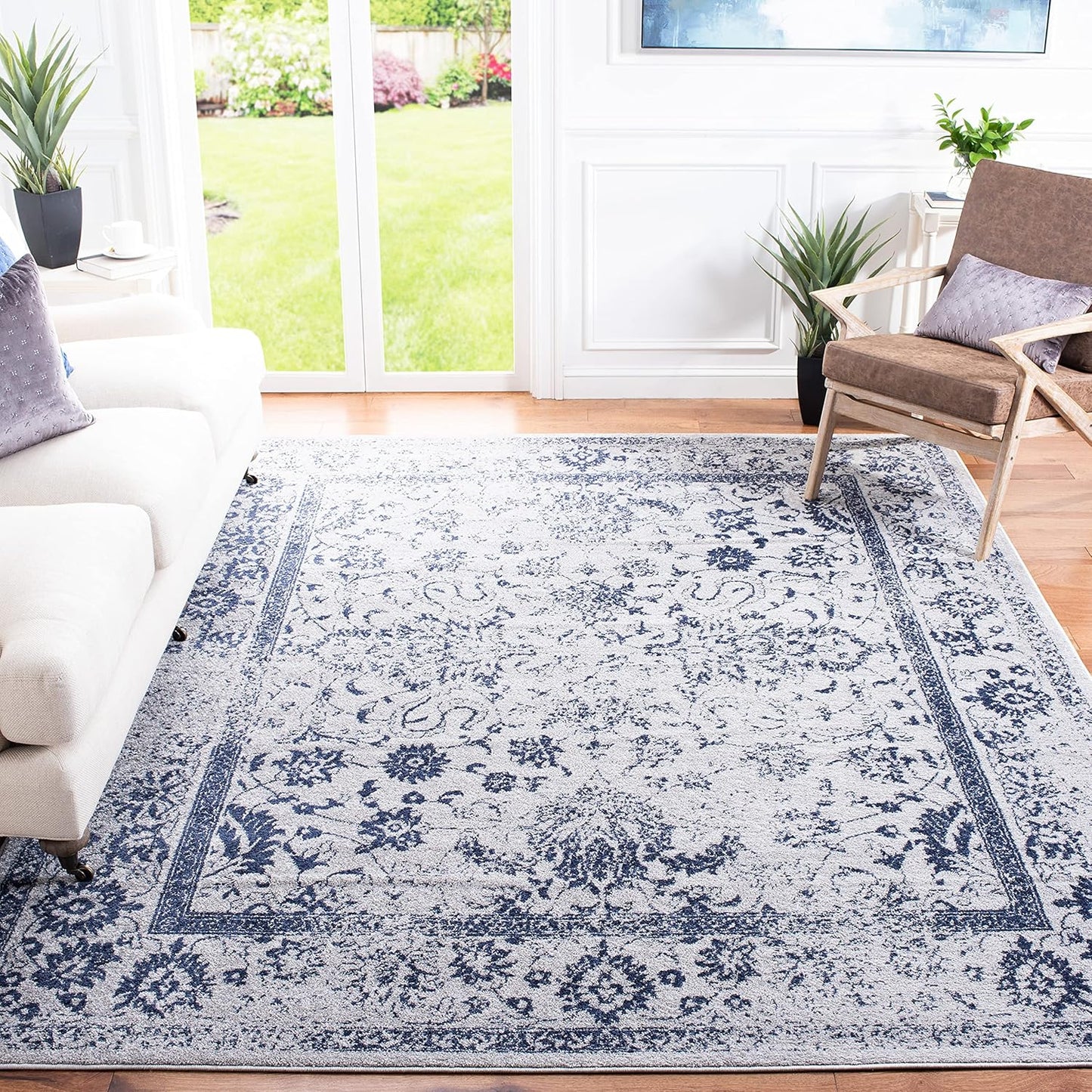 SAFAVIEH Adirondack Collection Area Rug - Stylish & Durable