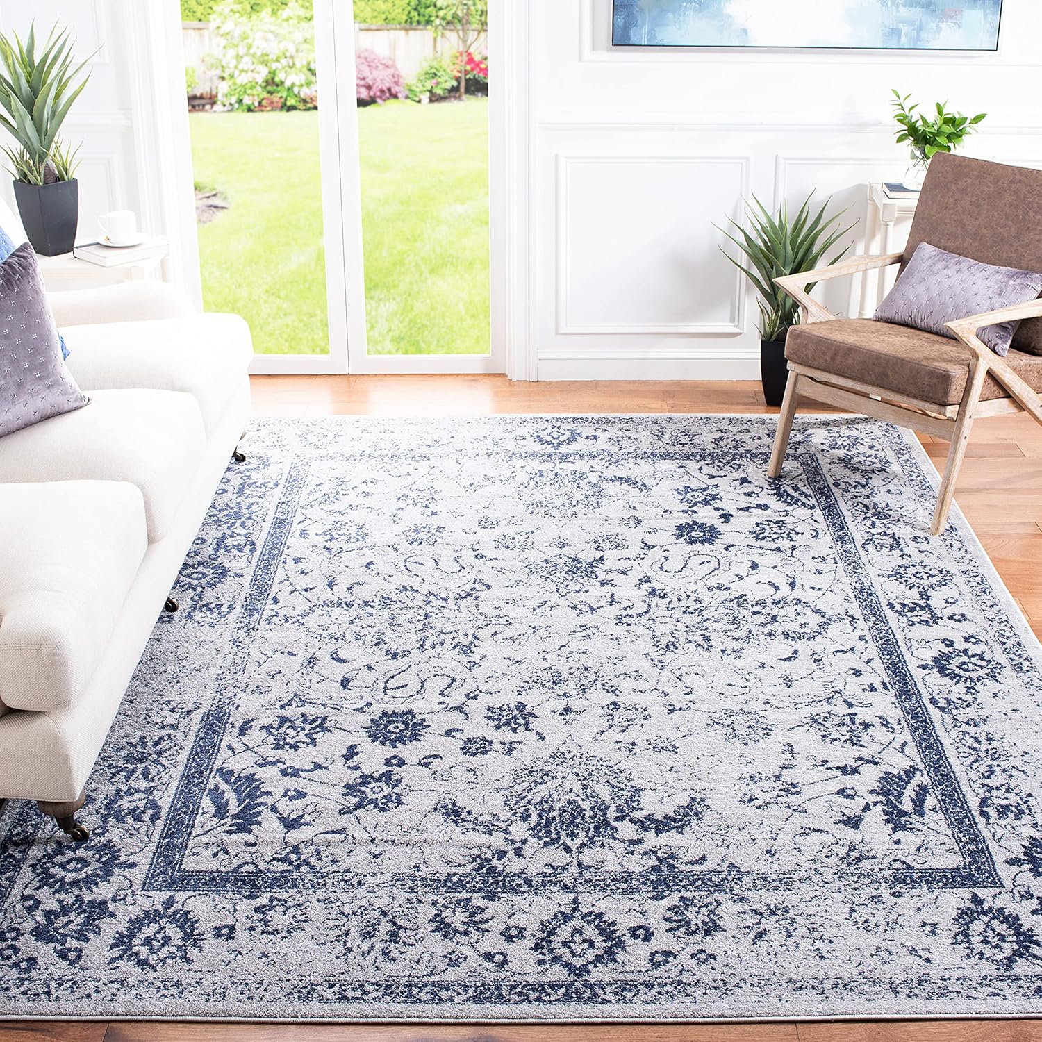 SAFAVIEH Adirondack Collection Area Rug - Stylish & Durable