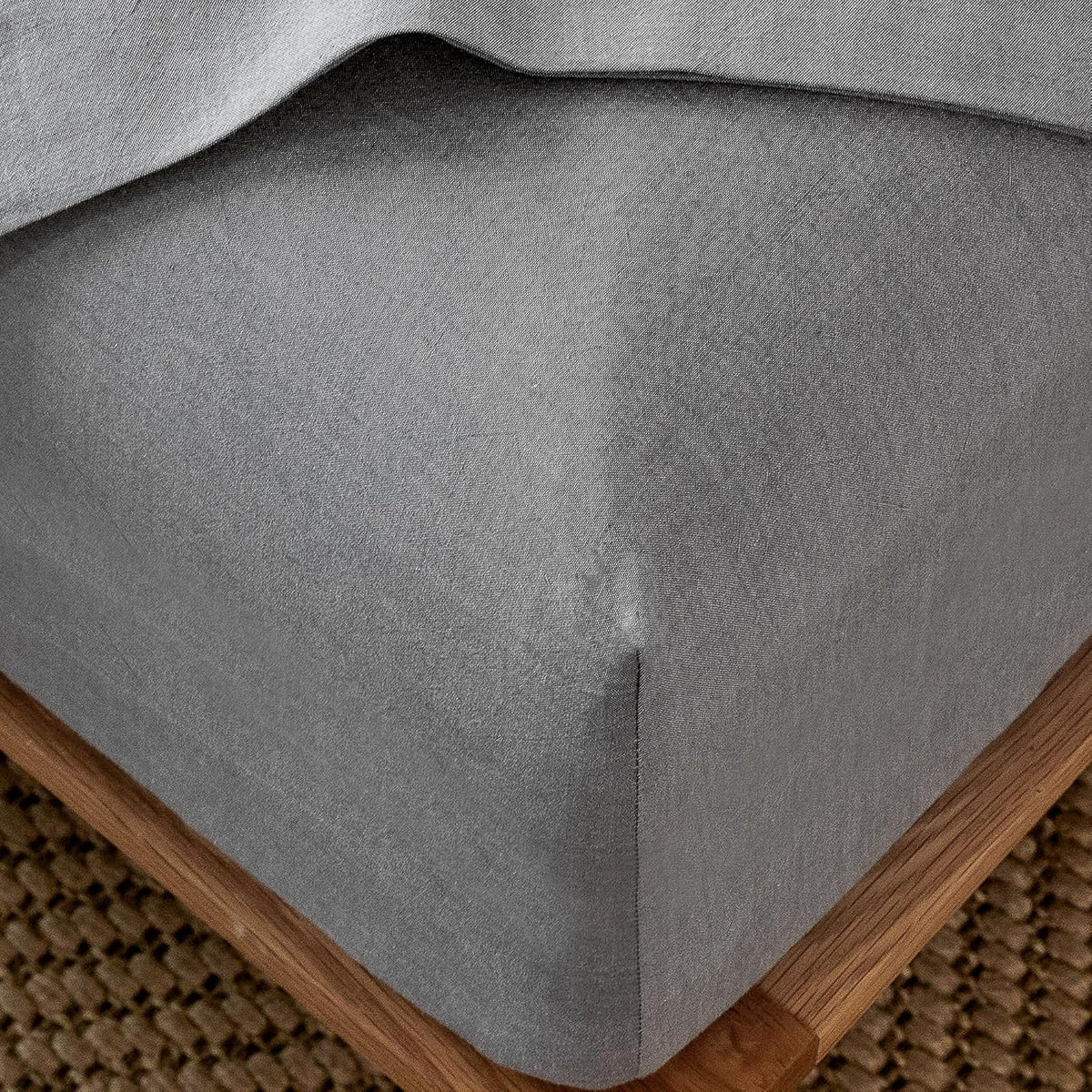 MooMee Fitted Bottom Sheet in Ice Grey for King Size Beds
