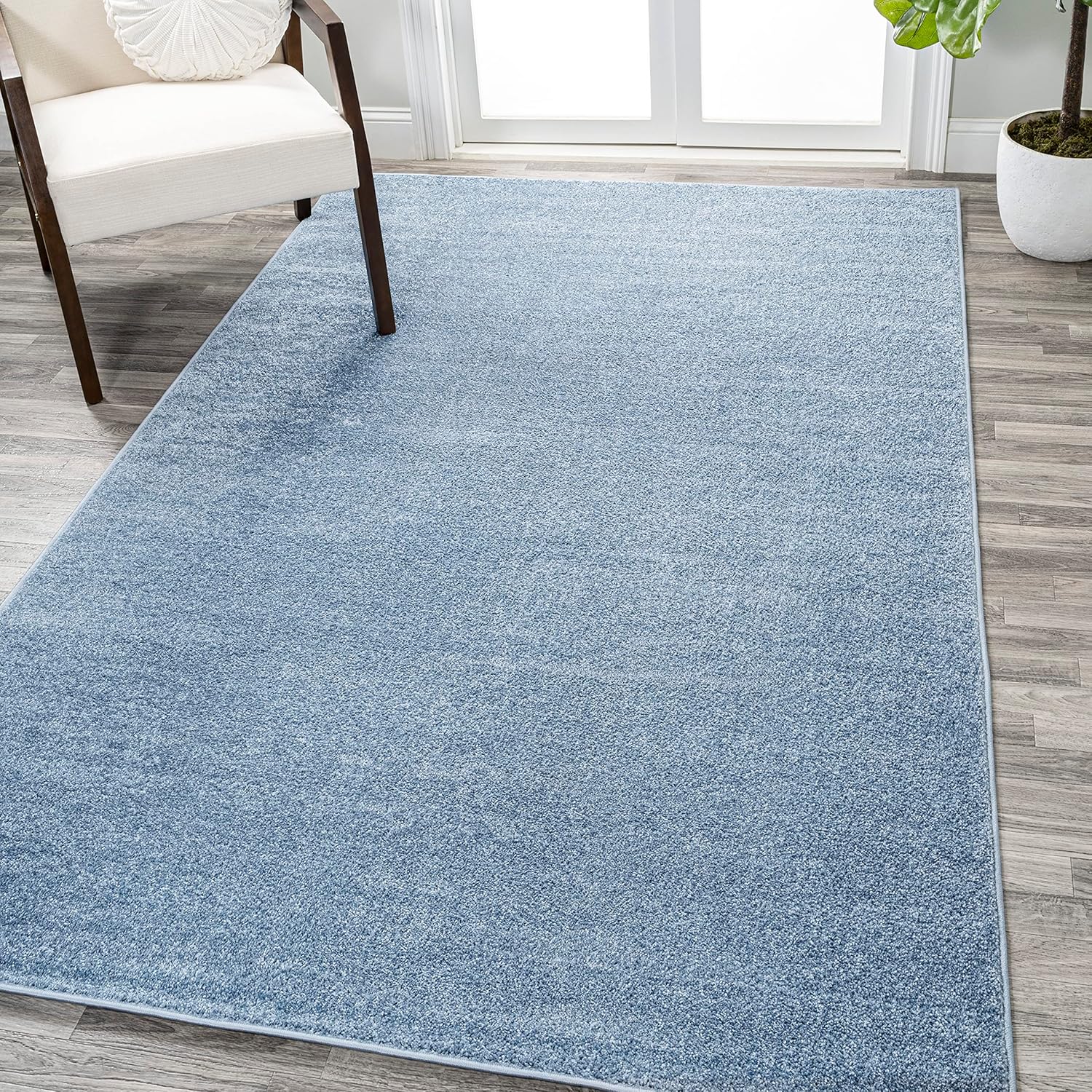Haze Solid Low-Pile Classic Blue Indoor Area Rug 4x6 for Home