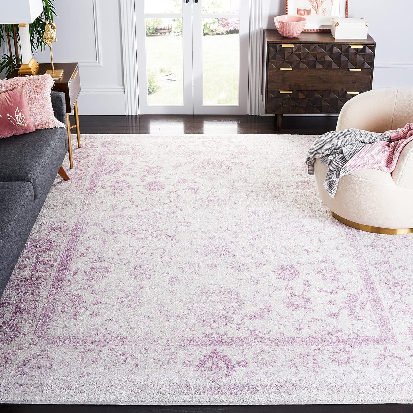 SAFAVIEH Adirondack Collection Area Rug - Stylish & Durable