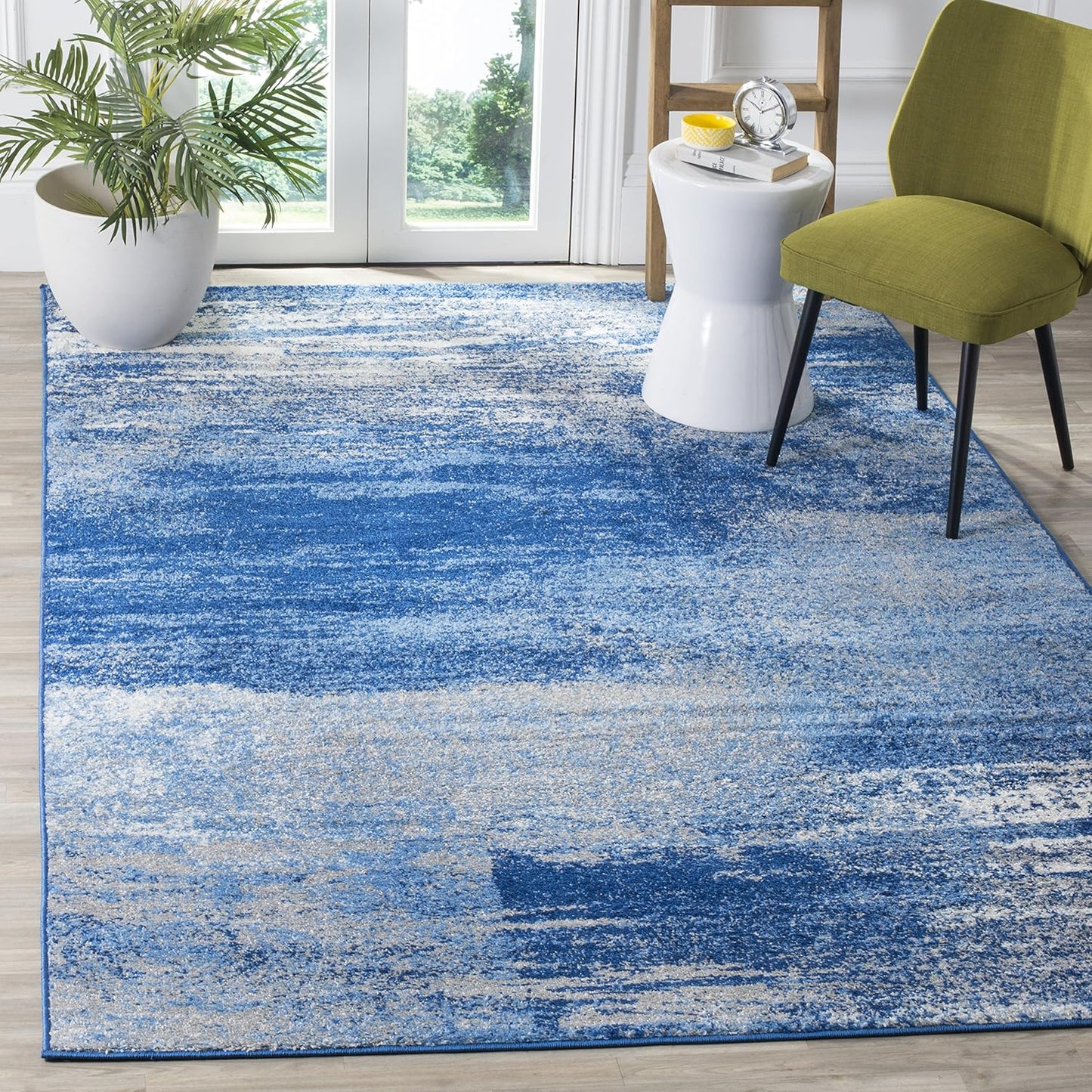 SAFAVIEH Adirondack Collection Area Rug - Modern Abstract Design