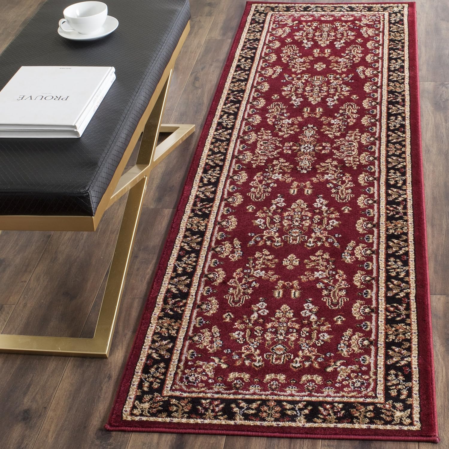 SAFAVIEH Lyndhurst Runner Rug - Traditional Design for Home
