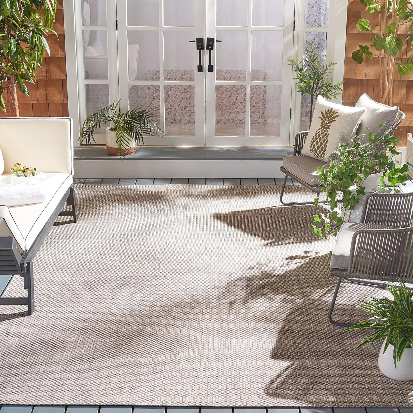 SAFAVIEH Courtyard Collection 6ft 7in x 9ft 6in Beige/Brown Area Rug