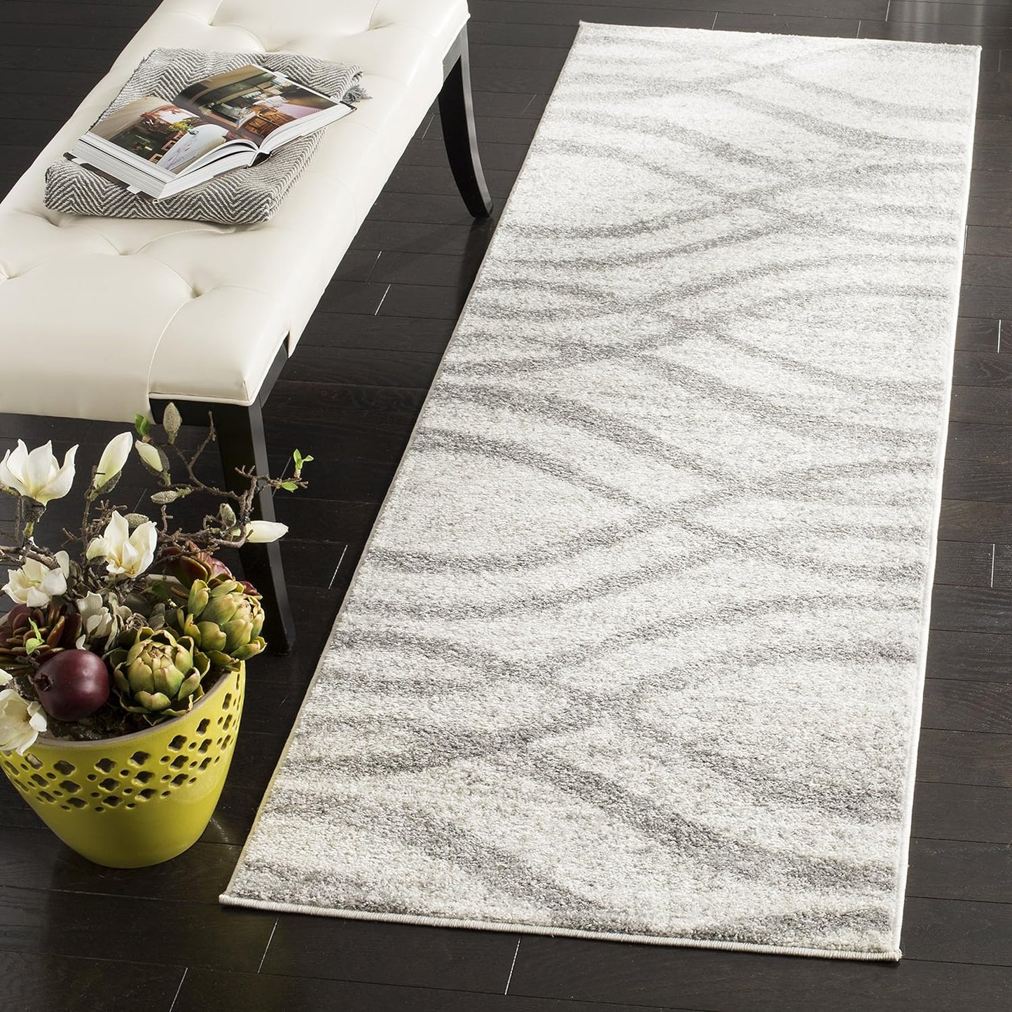SAFAVIEH Adirondack Runner Rug - Modern Wave Distressed Design