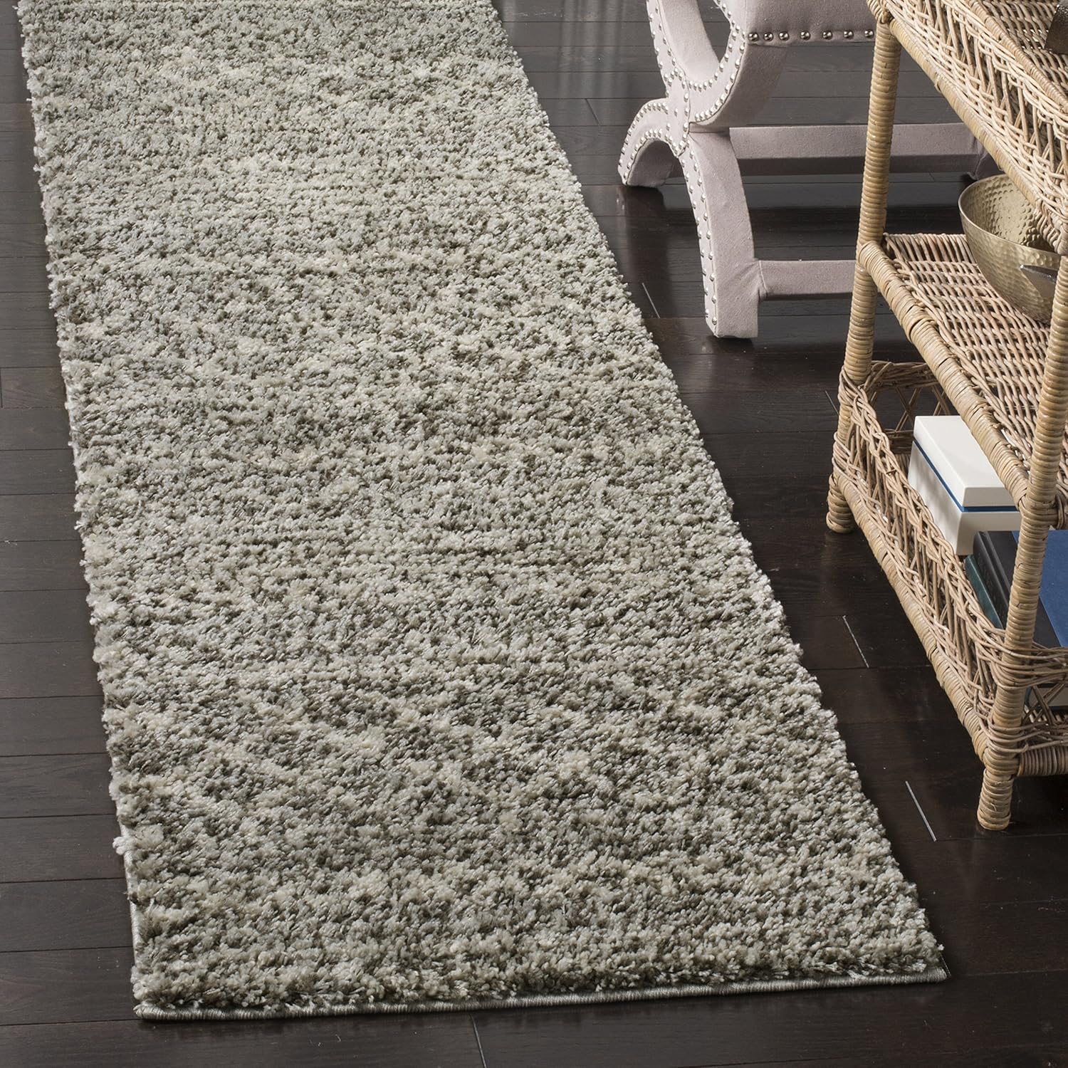 SAFAVIEH Arizona Shag Runner Rug - Stylish & Durable Design
