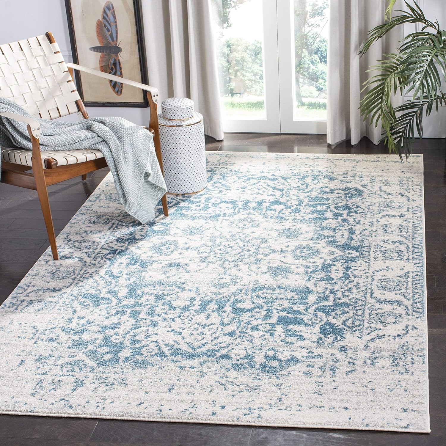 SAFAVIEH Madison Collection Area Rug - Stylish and Durable