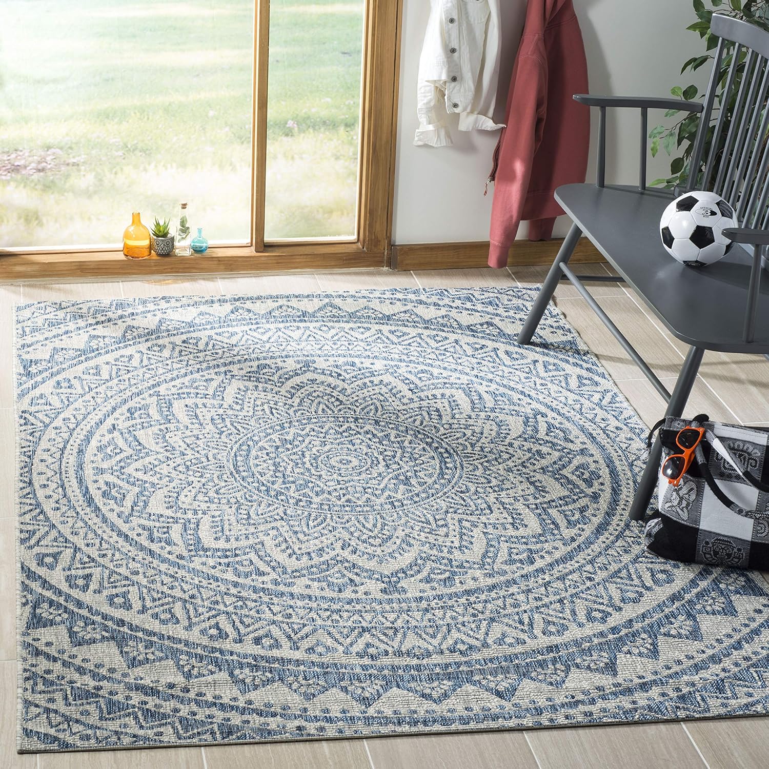 SAFAVIEH Washable Rug for Outdoor Courtyard - Light Grey & Blue