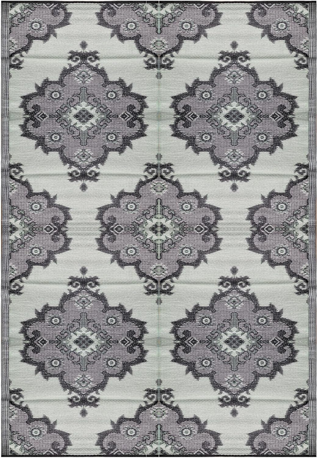 Recycled Outdoor Plastic Patio Rugs 6x9 - Stylish and Affordable