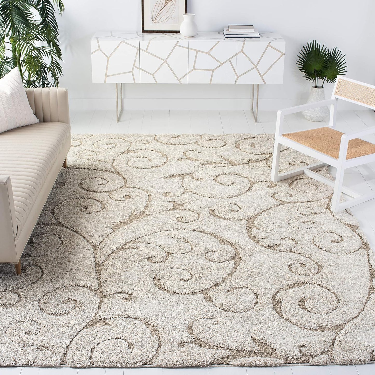 SAFAVIEH Florida Shag Collection Area Rug - Plush & Cozy Design