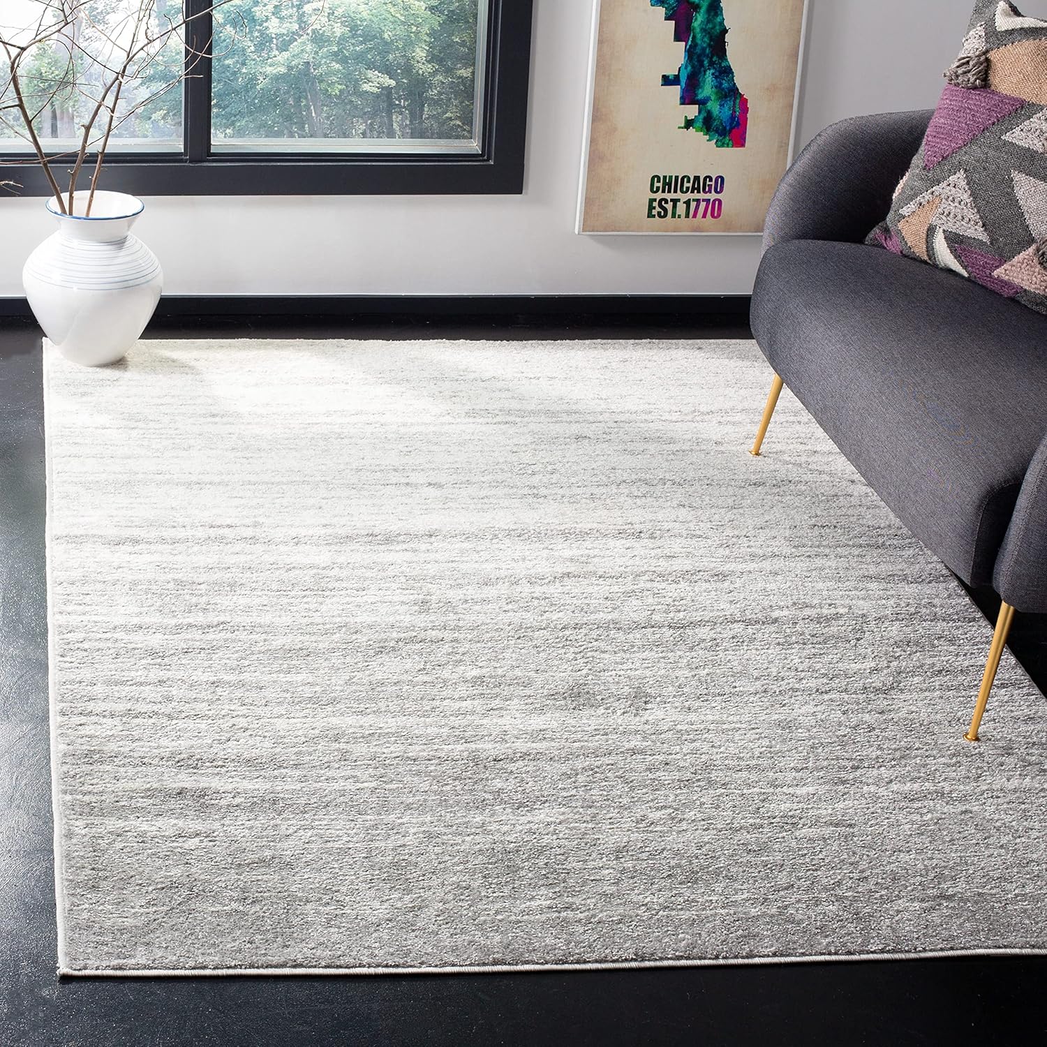 SAFAVIEH Adirondack Collection Accent Rug - Modern Ombre Design