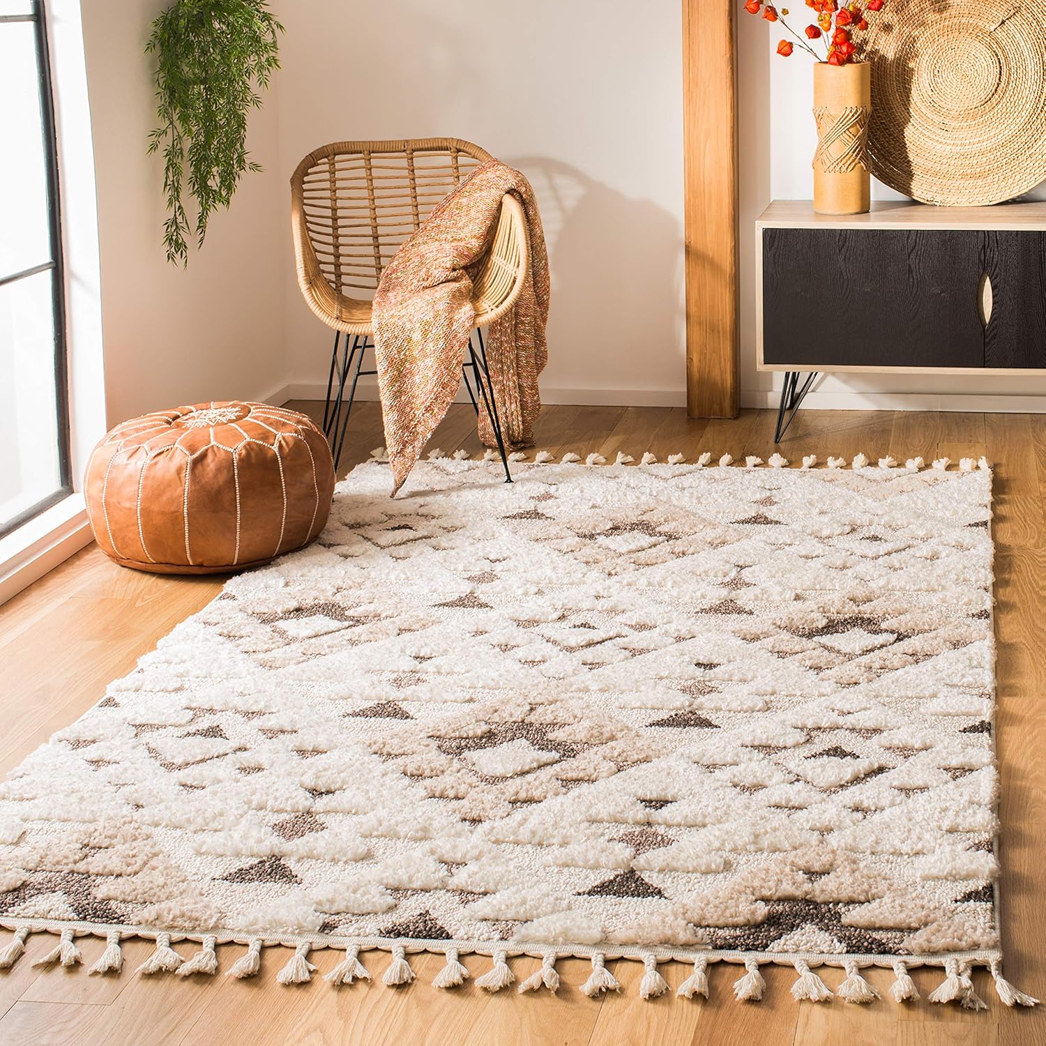 SAFAVIEH Moroccan Tassel Shag Area Rug - Cozy & Durable Design