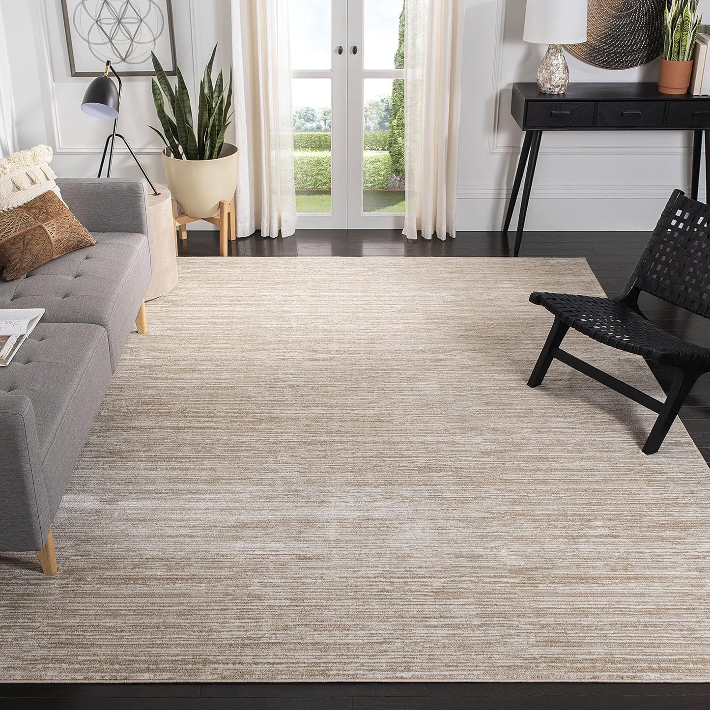 SAFAVIEH Vision Collection Area Rug - Chic Design for Home