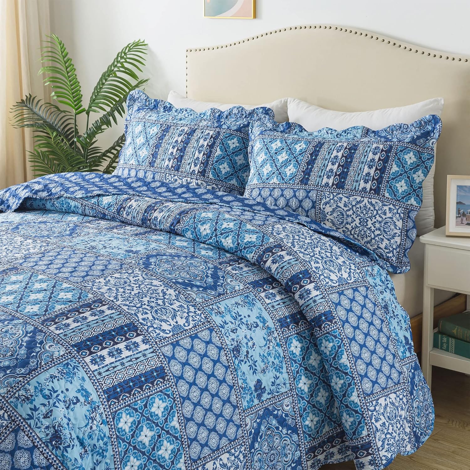 HoneiLife King Quilt Bedding Set - Rustic Floral Microfiber