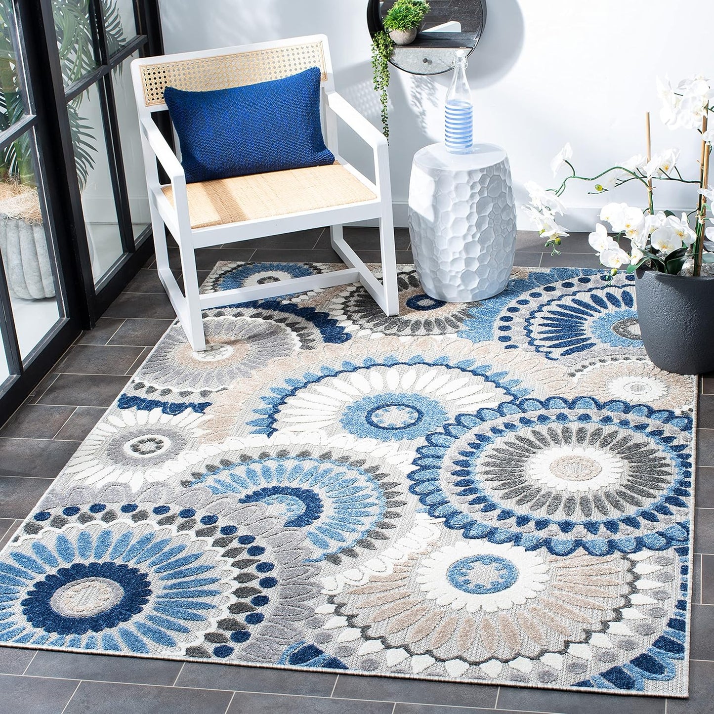 SAFAVIEH Cabana Collection Area Rug - Stylish & Durable Design