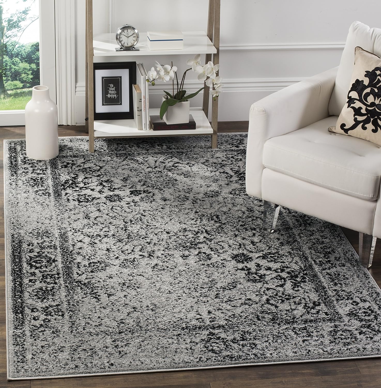SAFAVIEH Adirondack Collection Accent Rug - Stylish & Durable