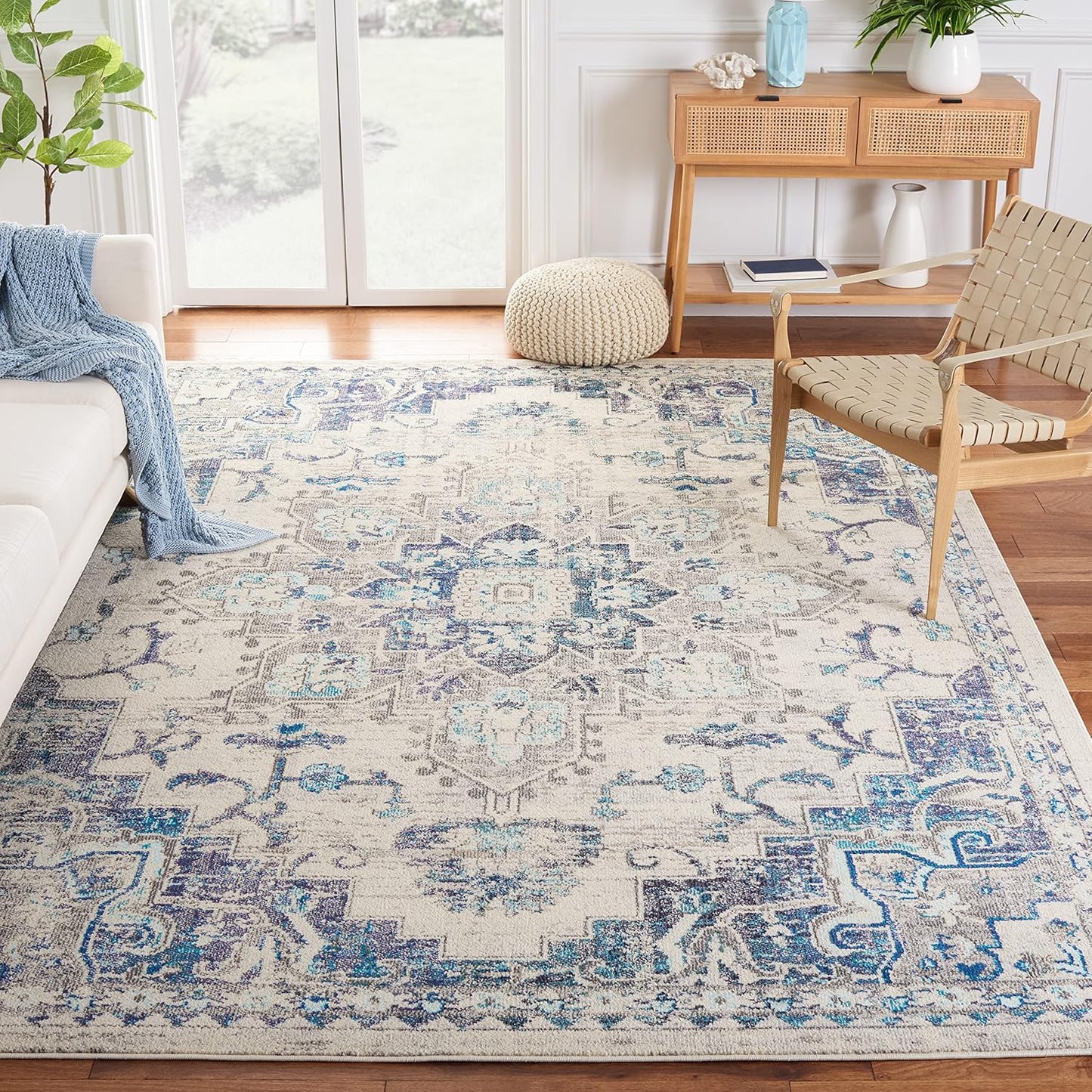 SAFAVIEH Madison Collection Area Rug - Boho Chic Design